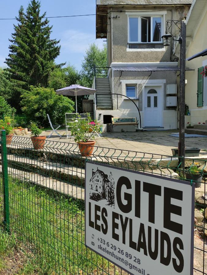 Gite Les Eylauds Pionsat Esterno foto