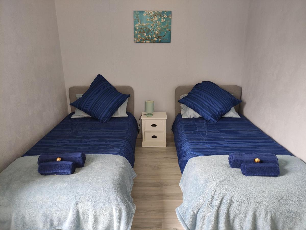 Gite Les Eylauds Pionsat Esterno foto